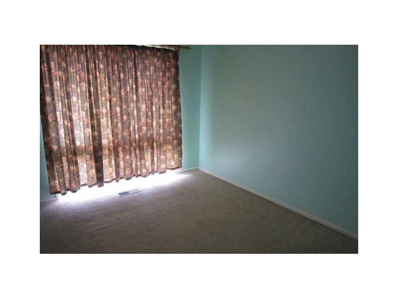 92 Chuculba Crescent, Giralang ACT 2617