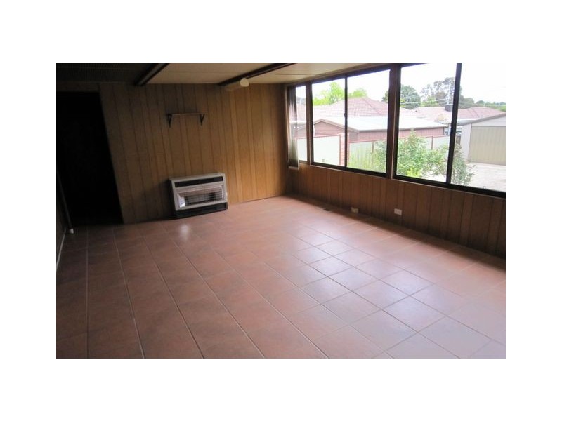 92 Chuculba Crescent, Giralang ACT 2617