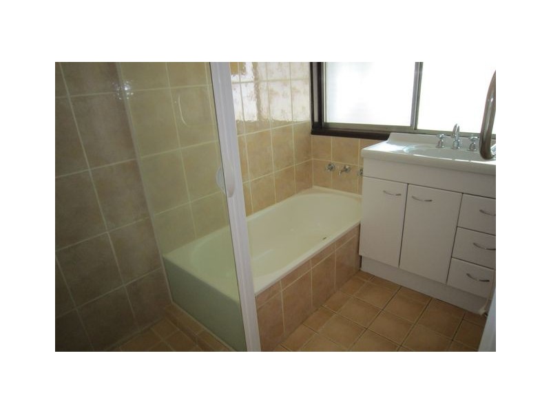 92 Chuculba Crescent, Giralang ACT 2617