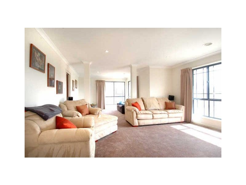 43 Benaroon Circuit, Amaroo ACT 2914