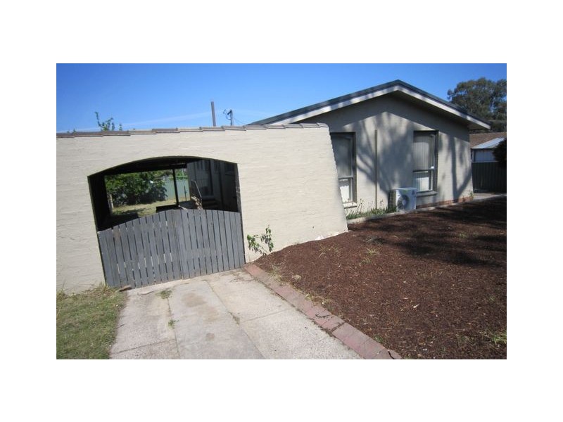 4 Wyles Place, Flynn ACT 2615