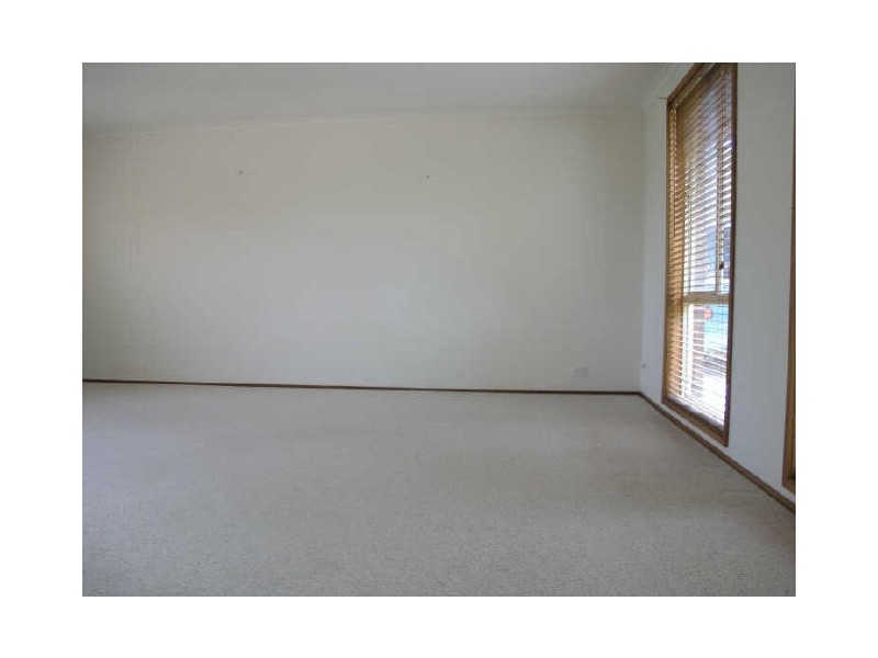 6 La Trobe, Palmerston ACT 2913