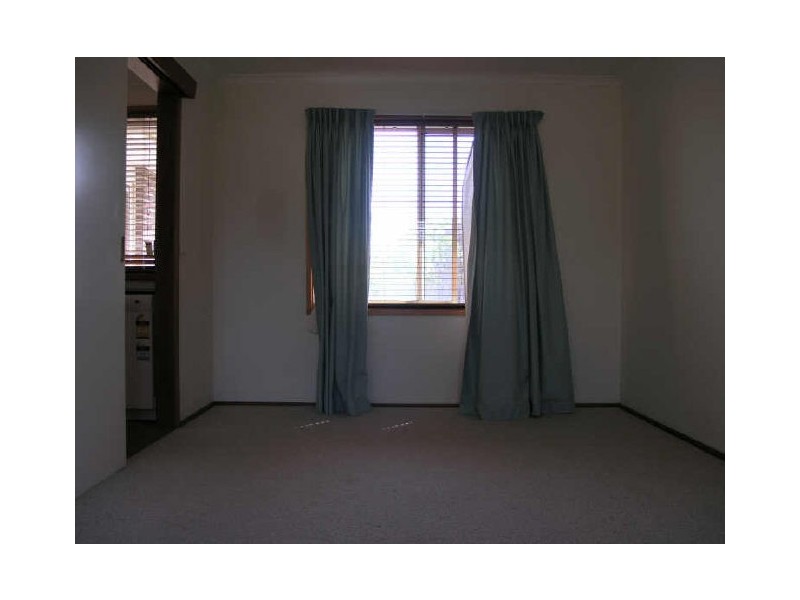 6 La Trobe, Palmerston ACT 2913