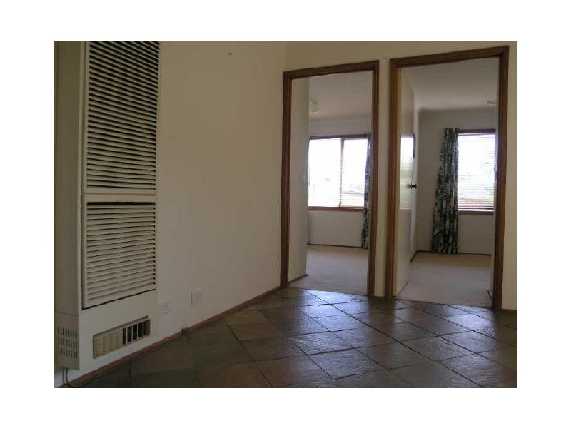 6 La Trobe, Palmerston ACT 2913