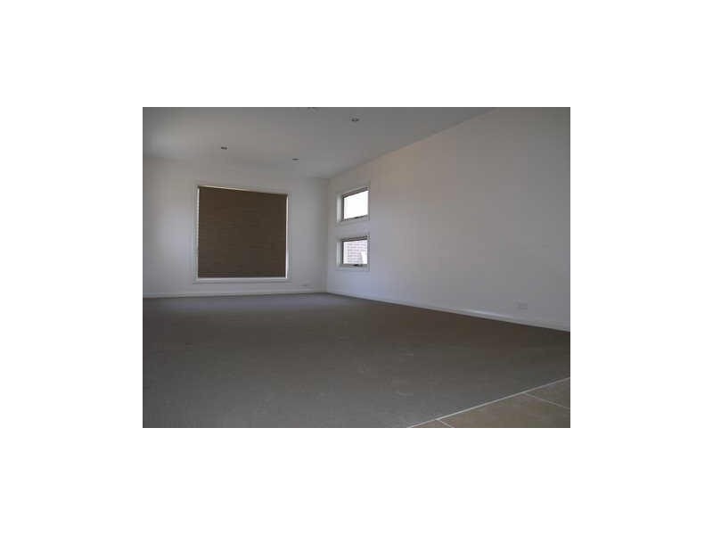 14 Cleggett Street, Forde ACT 2914