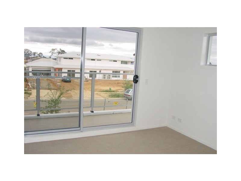 30/329 Flemington Road, Franklin ACT 2913
