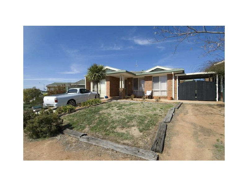 44 Maynard Street, Ngunnawal ACT 2913