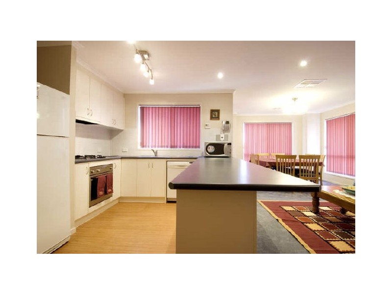 10 Fairlight Street, Dunlop ACT 2615