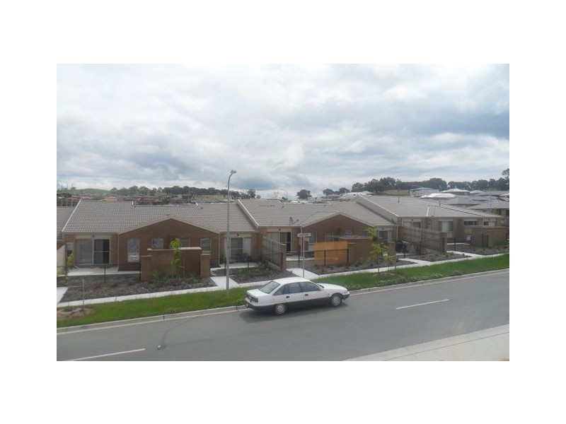 5 Lansdown Crescent, Casey ACT 2913