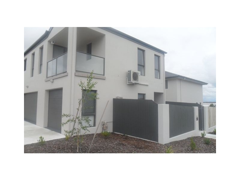 5 Lansdown Crescent, Casey ACT 2913