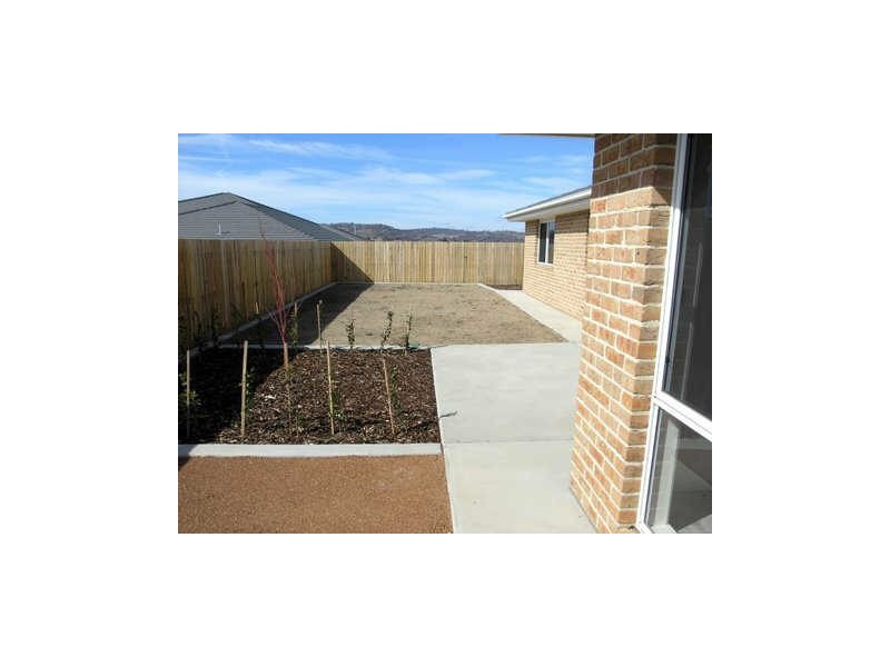 29 Charlotte Barton Street, Franklin ACT 2913