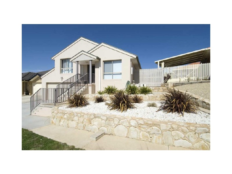 4 Bendora Crescent, Palmerston ACT 2913