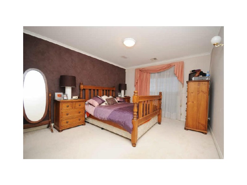 4 Lexcen Avenue, Nicholls ACT 2913