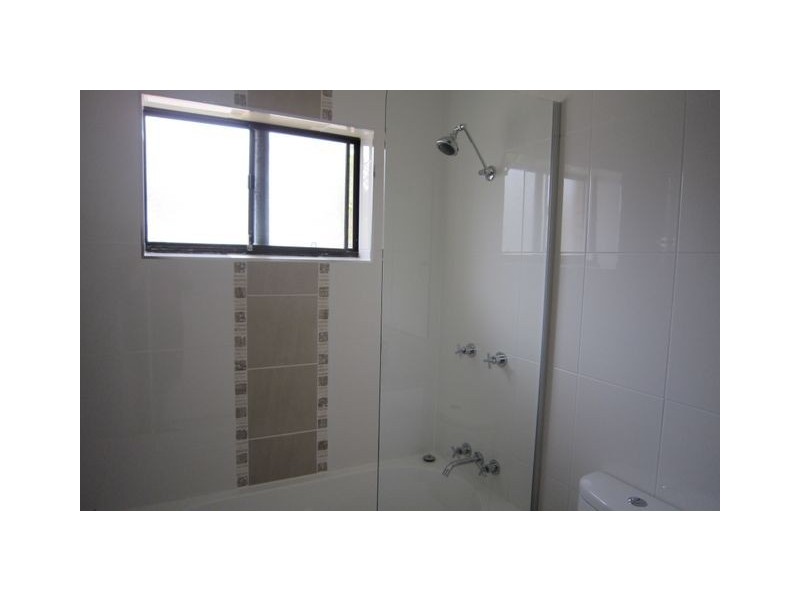 6/7 Hyndes Crescent, Holder ACT 2611