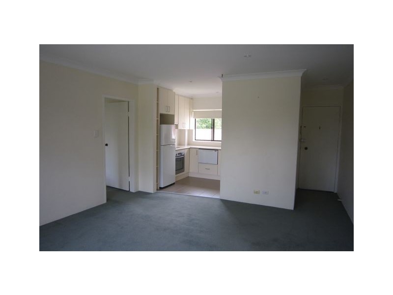 6/7 Hyndes Crescent, Holder ACT 2611