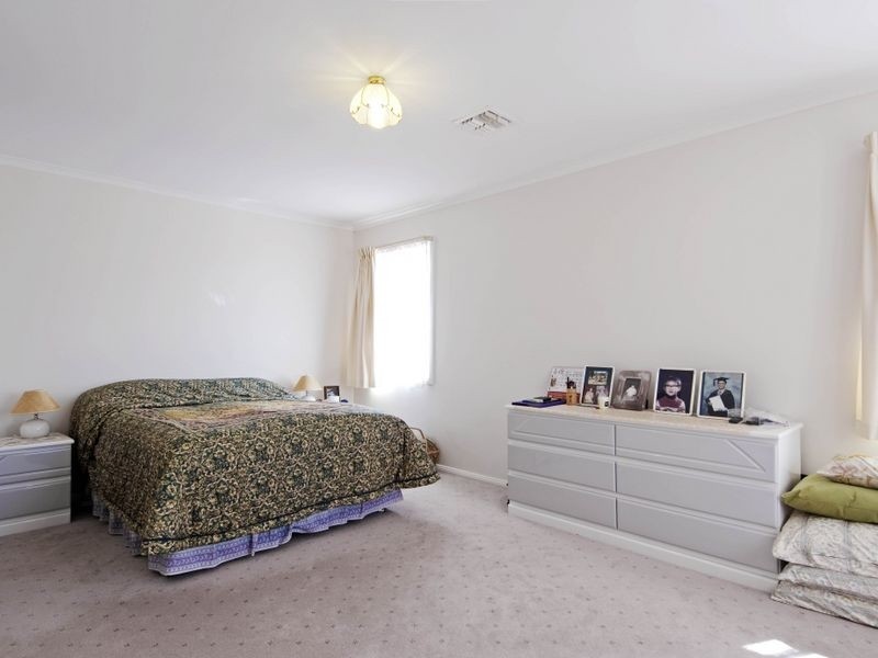 39 Tiptree Crescent, Palmerston ACT 2913