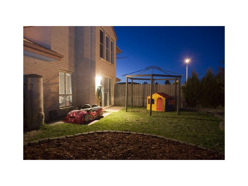 105 Katherine Ave, Amaroo ACT 2914