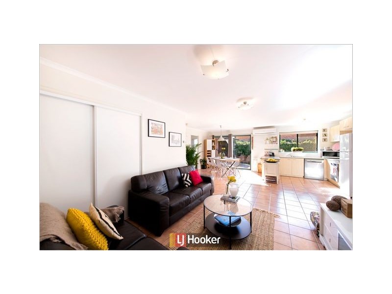 20 Burrumarra Avenue, Ngunnawal ACT 2913