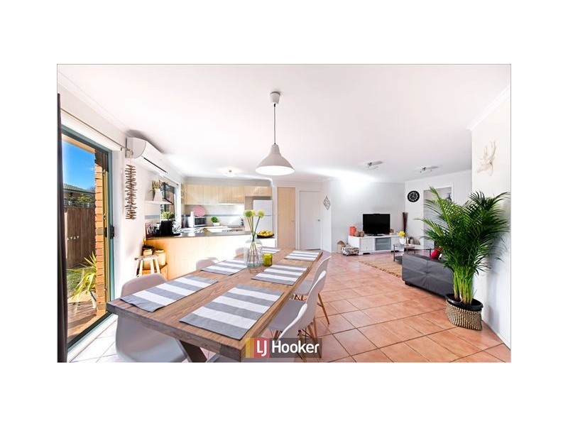 20 Burrumarra Avenue, Ngunnawal ACT 2913