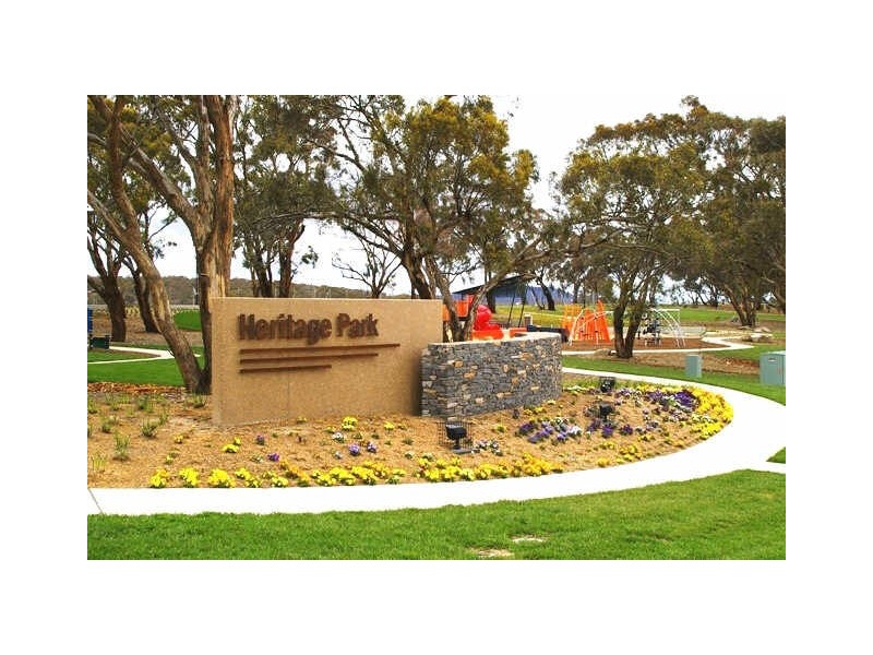 12 Paquita Street, Forde ACT 2914