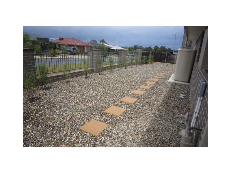 1/30 Salisbury Street, Casey ACT 2913