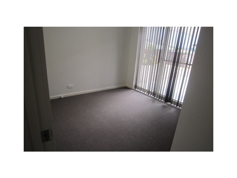 1/30 Salisbury Street, Casey ACT 2913