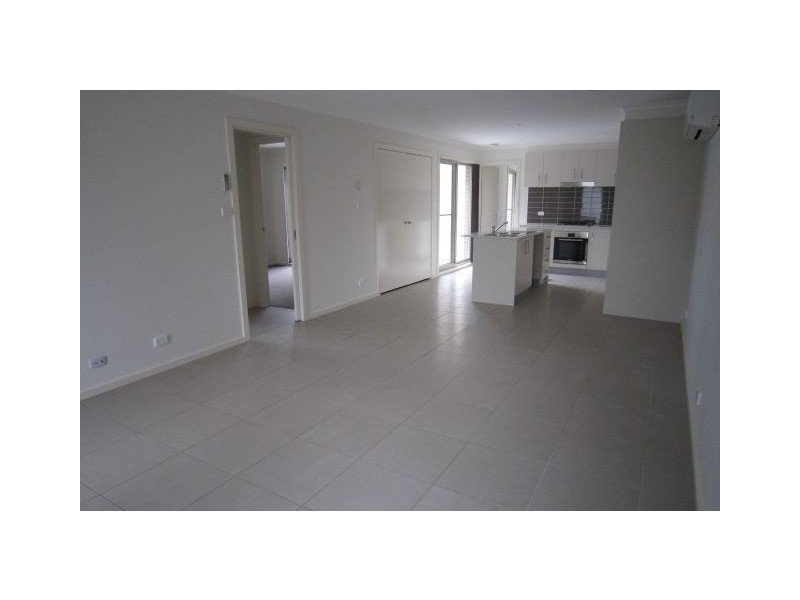 1/30 Salisbury Street, Casey ACT 2913