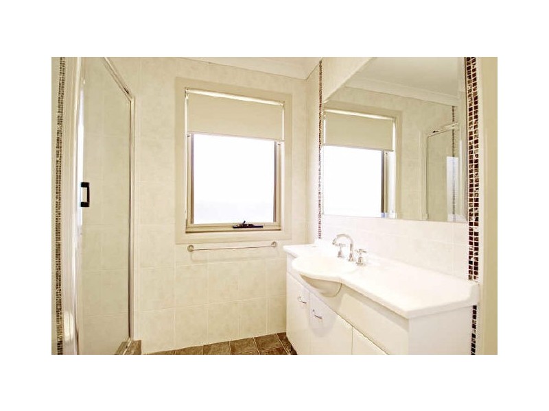 21 Strayleaf Crescent, Gungahlin ACT 2912