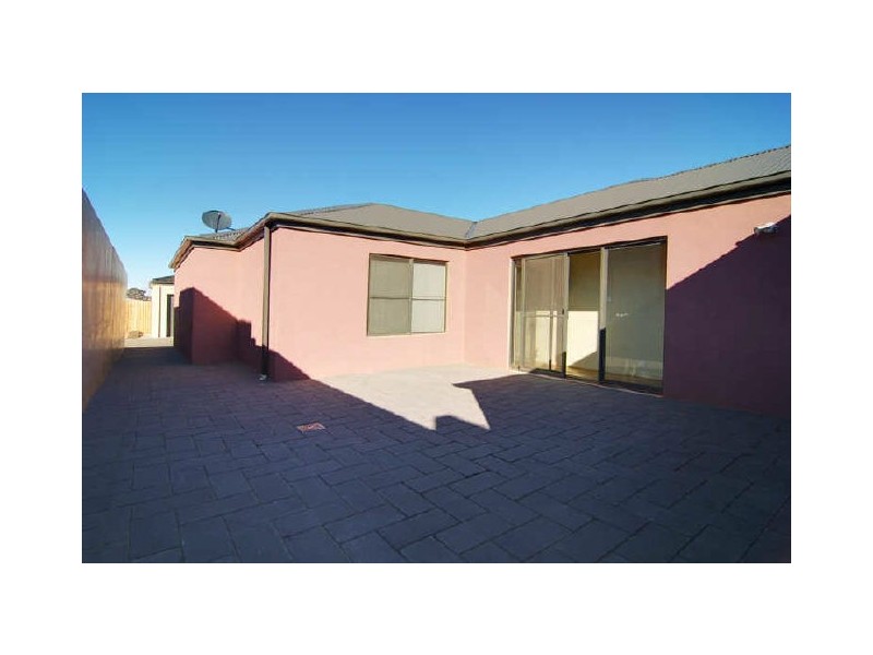 22 Mary Gillespie Avenue, Gungahlin ACT 2912