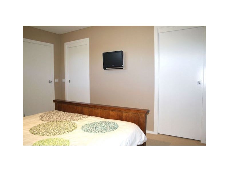 16 Scattergood Place, Spence ACT 2615