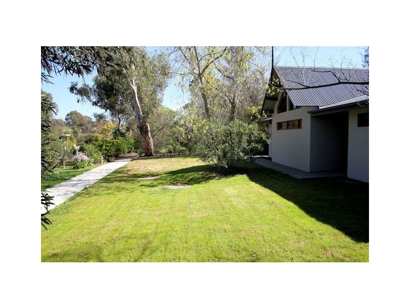 16 Scattergood Place, Spence ACT 2615