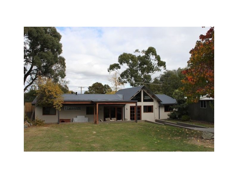 16 Scattergood Place, Spence ACT 2615