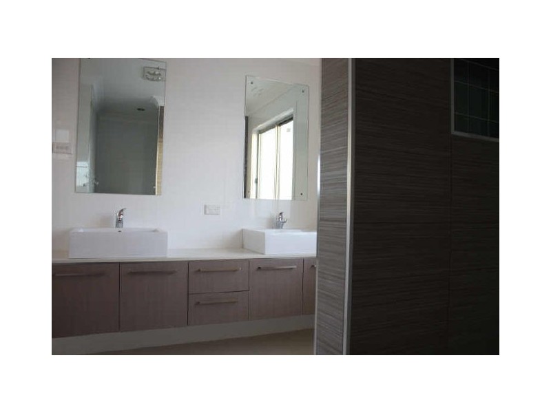 101 Oodgeroo Avenue, Franklin ACT 2913