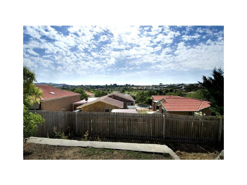 72 Amagula Avenue, Ngunnawal ACT 2913