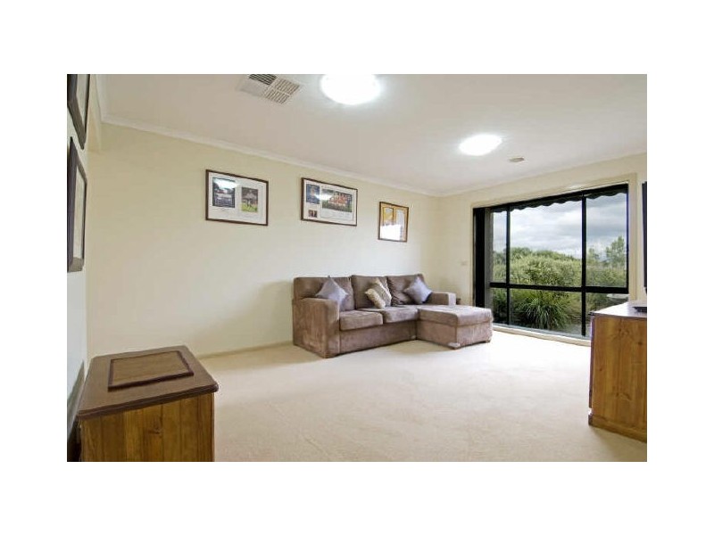 9 Jaru Place, Ngunnawal ACT 2913