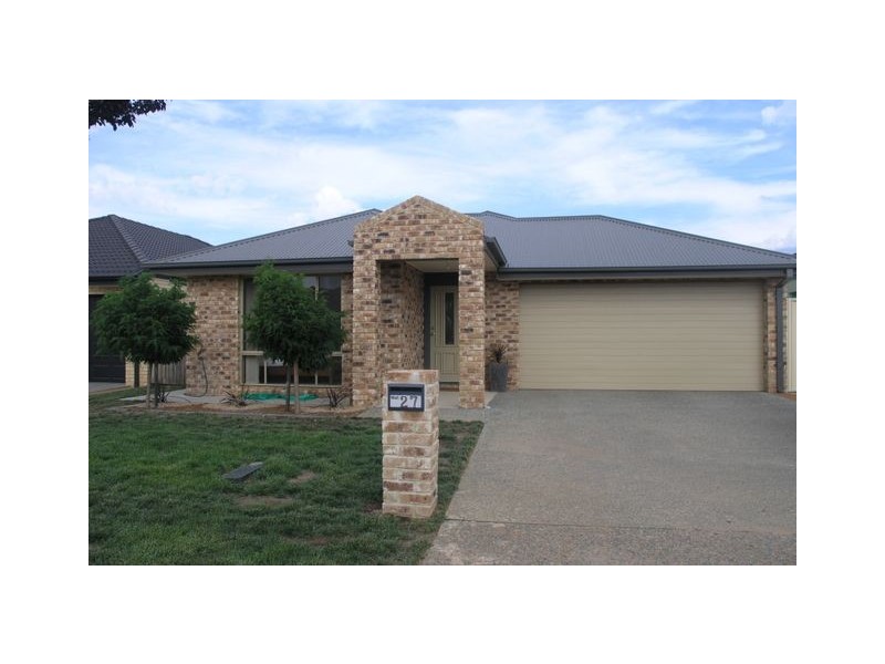 27 Eurobin Street, Harrison ACT 2914