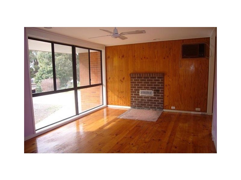 5 Clark Close, Spence ACT 2615