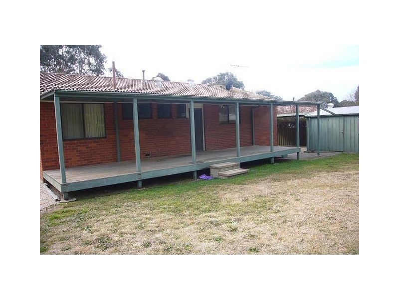 5 Clark Close, Spence ACT 2615