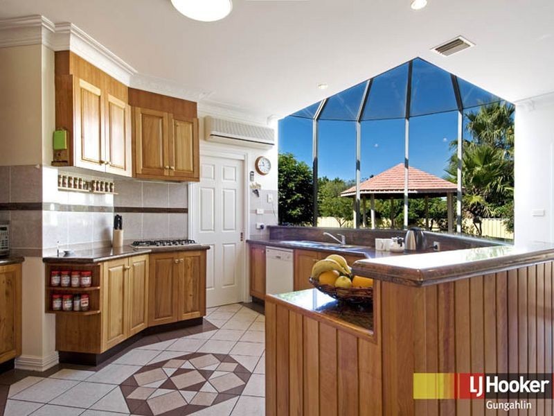 13 Brinkley Circuit, Palmerston ACT 2913