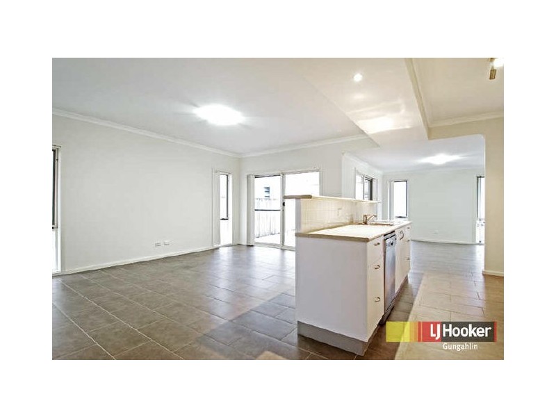 17 Devlin Street, Gungahlin ACT 2912