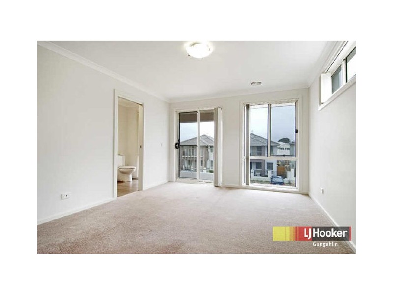 17 Devlin Street, Gungahlin ACT 2912