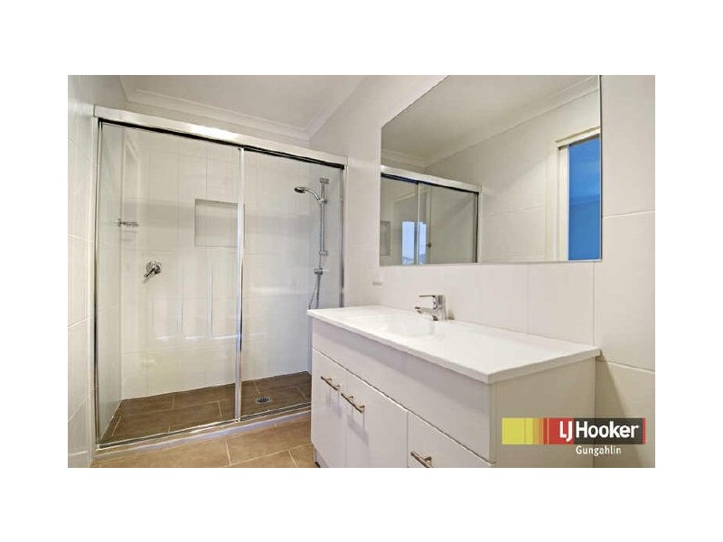 17 Devlin Street, Gungahlin ACT 2912