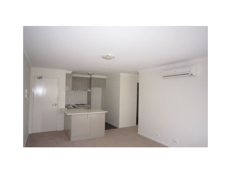 69/75 Elizabeth Jolley Crescent, Franklin ACT 2913