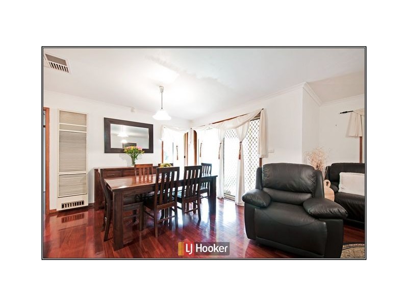 8 Lingiari Court, Ngunnawal ACT 2913