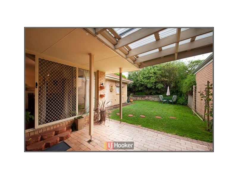 8 Lingiari Court, Ngunnawal ACT 2913