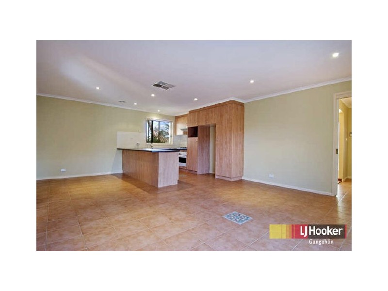 2 Sophia Street, Amaroo ACT 2914