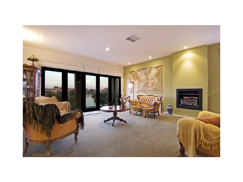 67 Diamond Street, Amaroo ACT 2914