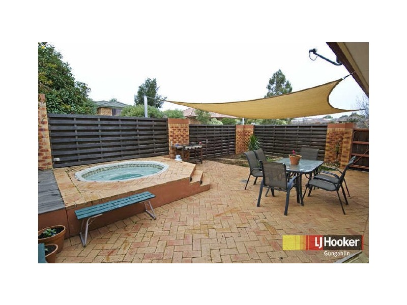 19 Berkeley Street, Dunlop ACT 2615