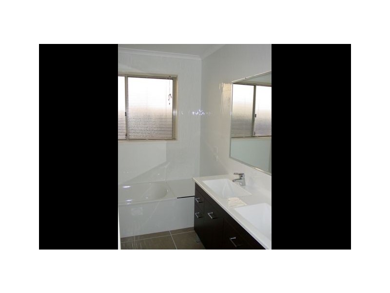 33 Jean MacNamara Street, Macgregor ACT 2615