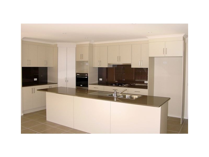 33 Jean MacNamara Street, Macgregor ACT 2615